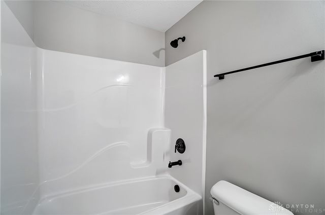 20 Timber Creek Drive, Carlisle, OH 45005