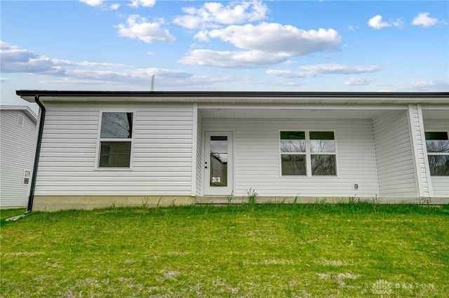 20 Timber Creek Drive, Carlisle, OH 45005