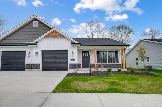 20 Timber Creek Drive, Carlisle, OH 45005