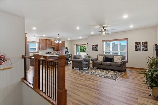 1829 Tucker Trail, Eau Claire, WI 54701