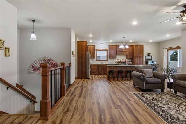 1829 Tucker Trail, Eau Claire, WI 54701