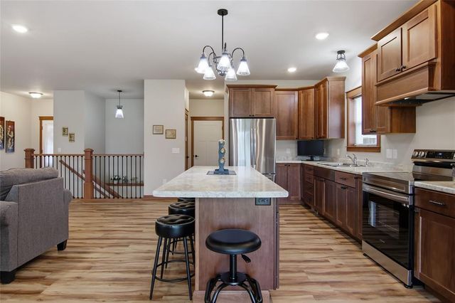 1829 Tucker Trail, Eau Claire, WI 54701