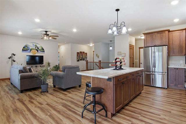 1829 Tucker Trail, Eau Claire, WI 54701