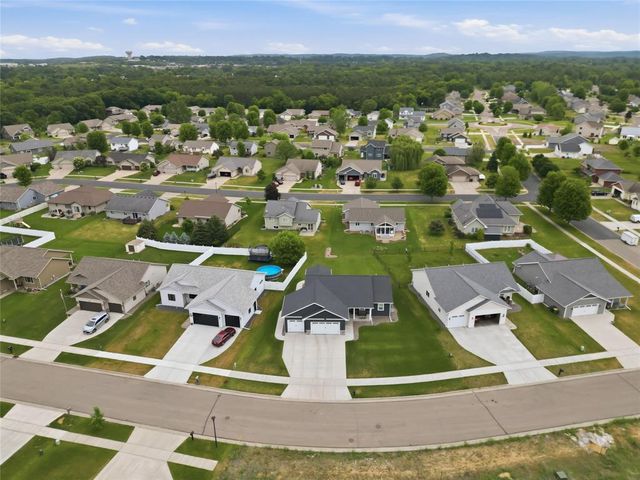 1829 Tucker Trail, Eau Claire, WI 54701