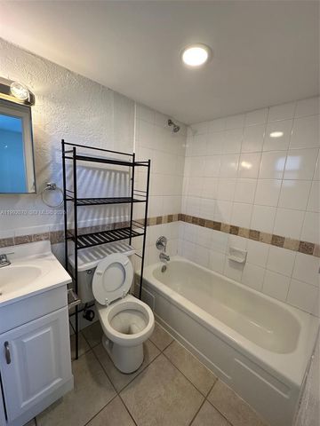 2775 Taft St 102, Hollywood, FL 33020