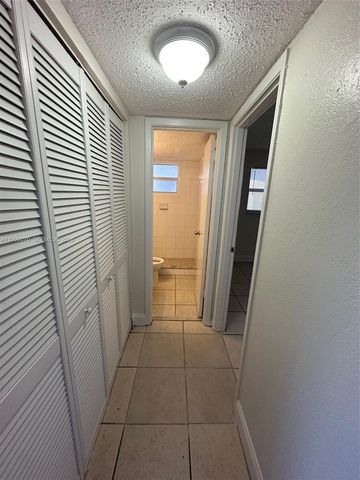 2775 Taft St 102, Hollywood, FL 33020