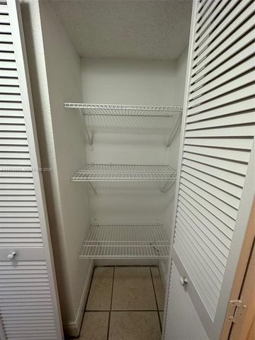 2775 Taft St 102, Hollywood, FL 33020