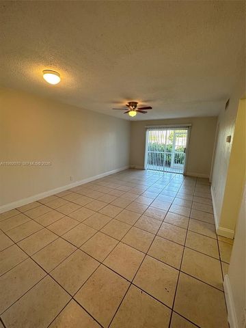 2775 Taft St 102, Hollywood, FL 33020