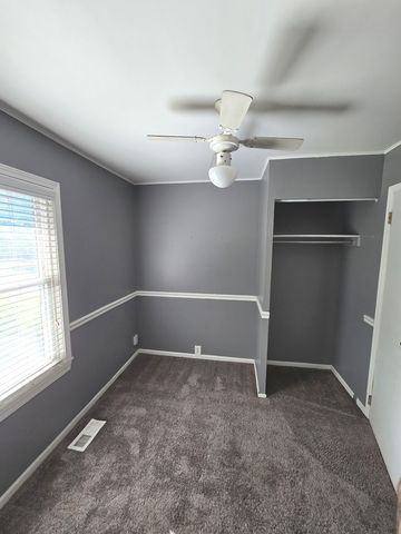427 KENYON Avenue, Romeoville, IL 60446