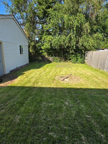 427 KENYON Avenue, Romeoville, IL 60446