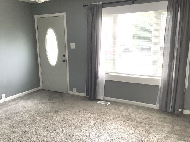 427 KENYON Avenue, Romeoville, IL 60446