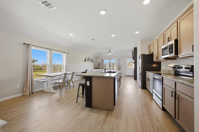 38372 Park View Drive, Hempstead, TX 77445