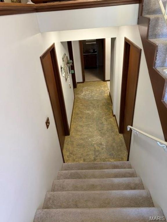Image 20 of property listing at 858 Cambridge Drive, Sikeston, MO 63801