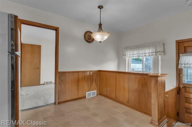 28804 Aline Drive, Warren, MI 48093