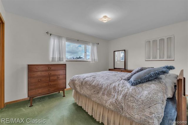 28804 Aline Drive, Warren, MI 48093