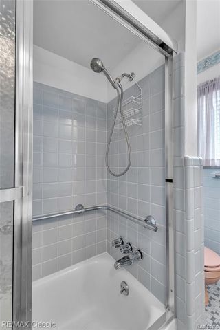 28804 Aline Drive, Warren, MI 48093