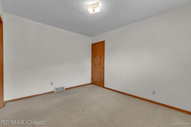 28804 Aline Drive, Warren, MI 48093