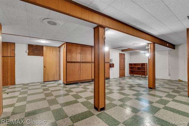 28804 Aline Drive, Warren, MI 48093