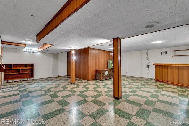 28804 Aline Drive, Warren, MI 48093