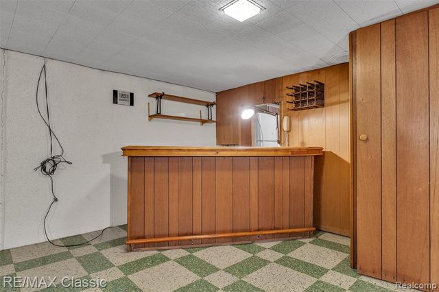 28804 Aline Drive, Warren, MI 48093