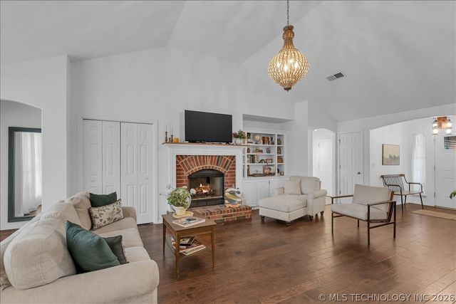 9922 N 120th Avenue E, Owasso, OK 74055