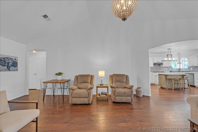 9922 N 120th Avenue E, Owasso, OK 74055
