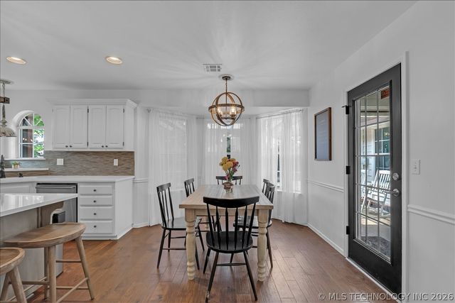 9922 N 120th Avenue E, Owasso, OK 74055