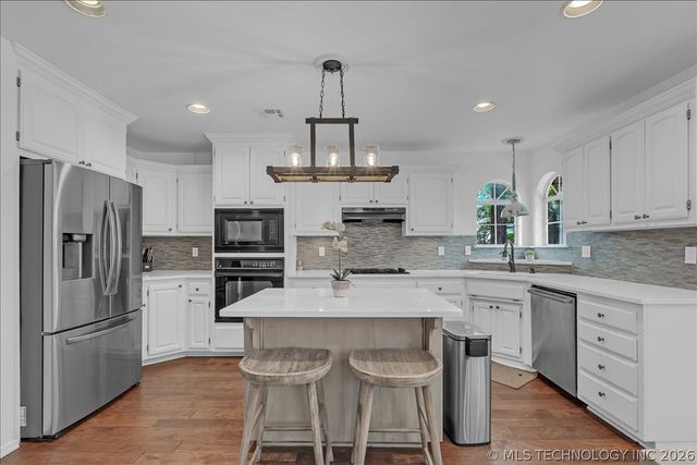 9922 N 120th Avenue E, Owasso, OK 74055