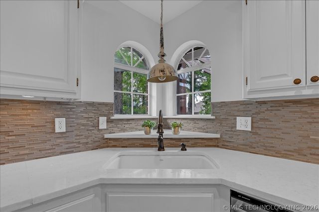 9922 N 120th Avenue E, Owasso, OK 74055