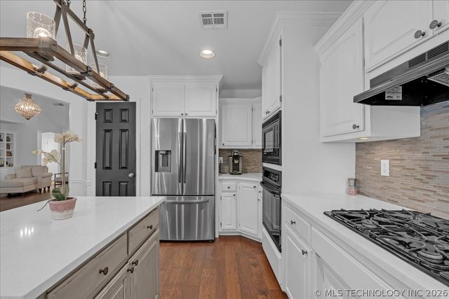 9922 N 120th Avenue E, Owasso, OK 74055