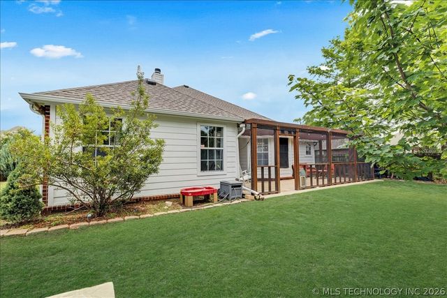 9922 N 120th Avenue E, Owasso, OK 74055