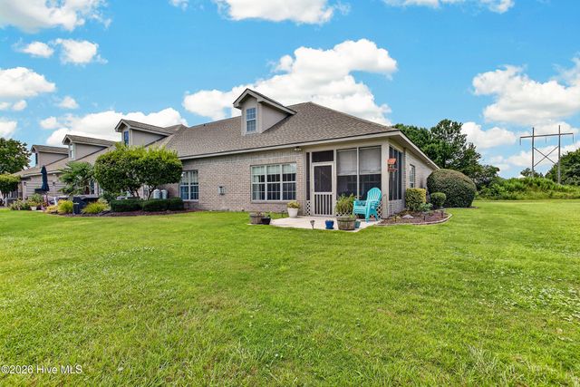 320 Castle Bay Drive D, Hampstead, NC 28443
