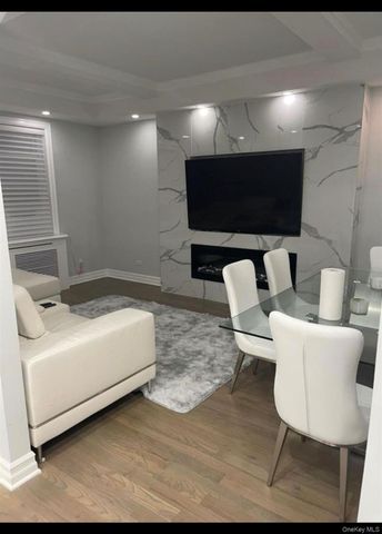 6766 108th Street D5, Forest Hills, NY 11375