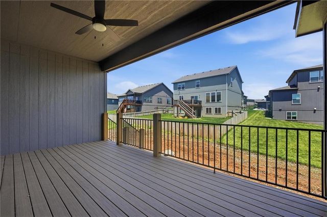 2762 SW 11th Terrace, Lee's Summit, MO 64081