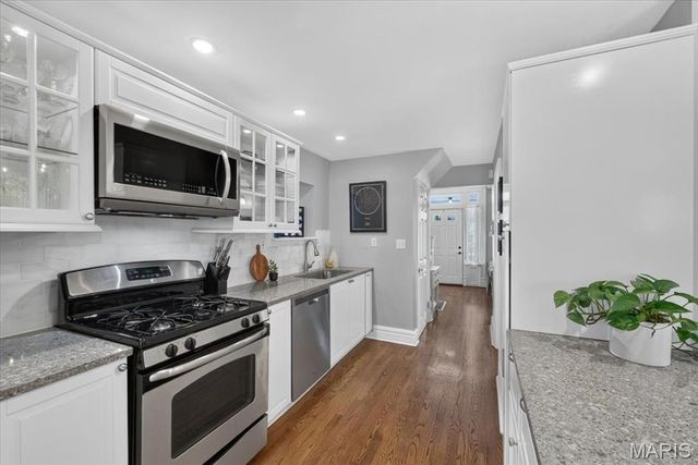 4211 Hartford Street, St Louis, MO 63116