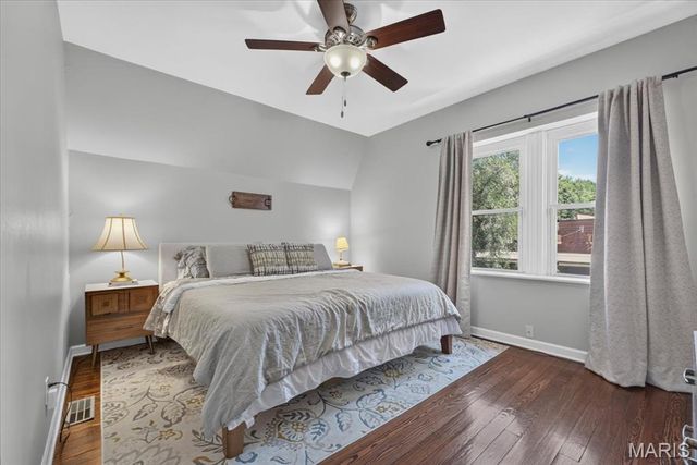4211 Hartford Street, St Louis, MO 63116