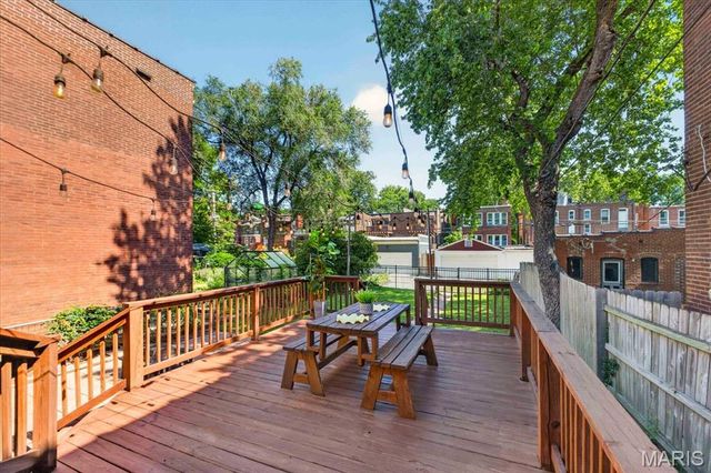 4211 Hartford Street, St Louis, MO 63116