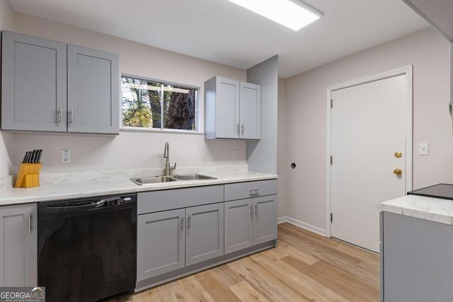 1111 Clairemont Avenue N3, Decatur, GA 30030