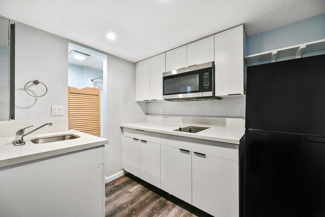 3025 N 32nd Street Apt 11, Phoenix, AZ 85018