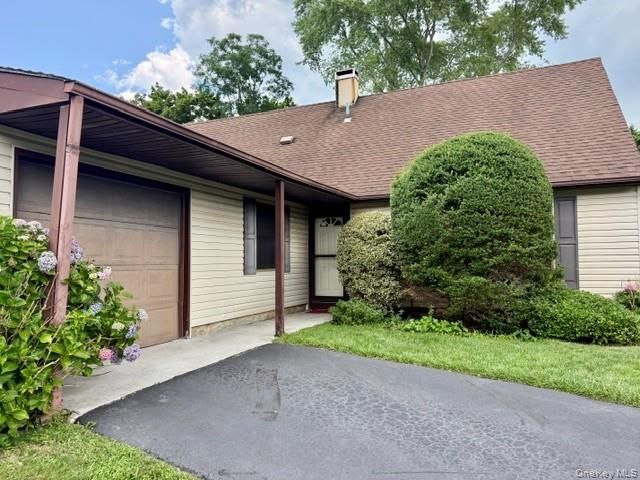 109 Stuyvesant Drive, Port Jefferson Station, NY 11776