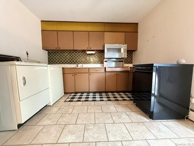 109 Stuyvesant Drive, Port Jefferson Station, NY 11776