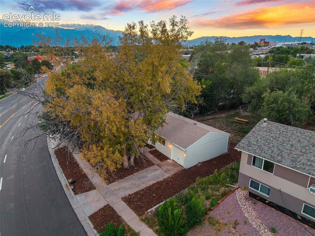 3928 E Pikes Peak Avenue, Colorado Springs, CO 80909 — photo 5