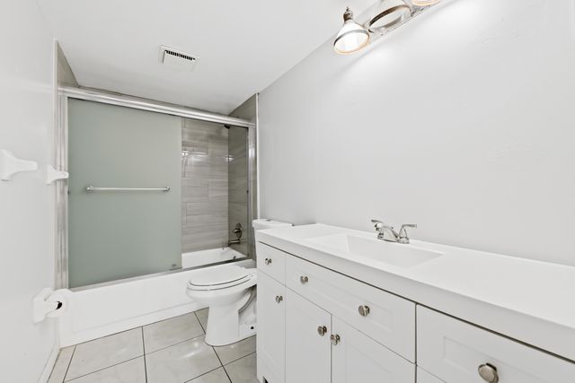 4278 NW 89th Avenue 204, Coral Springs, FL 33065