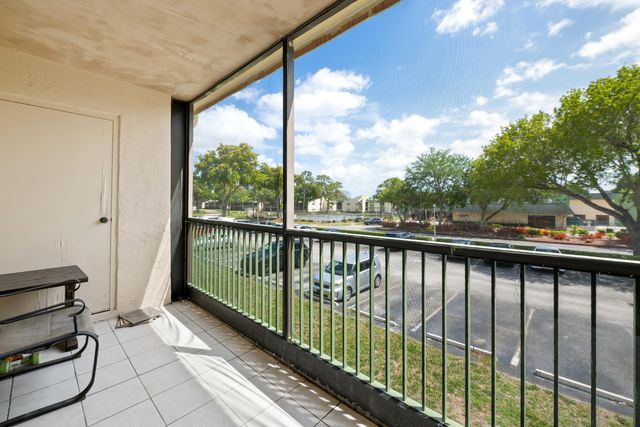 4278 NW 89th Avenue 204, Coral Springs, FL 33065
