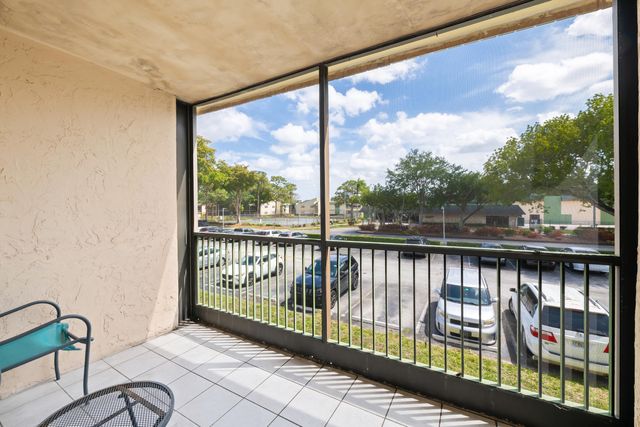 4278 NW 89th Avenue 204, Coral Springs, FL 33065