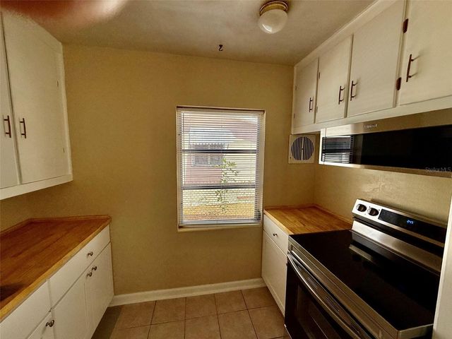 4526 3RD AVENUE N, St Petersburg, FL 33713