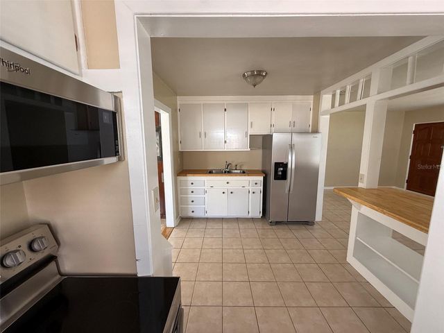 4526 3RD AVENUE N, St Petersburg, FL 33713