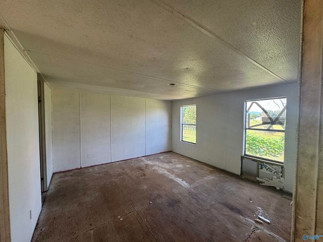 94 County Road 836, Gaylesville, AL 35960