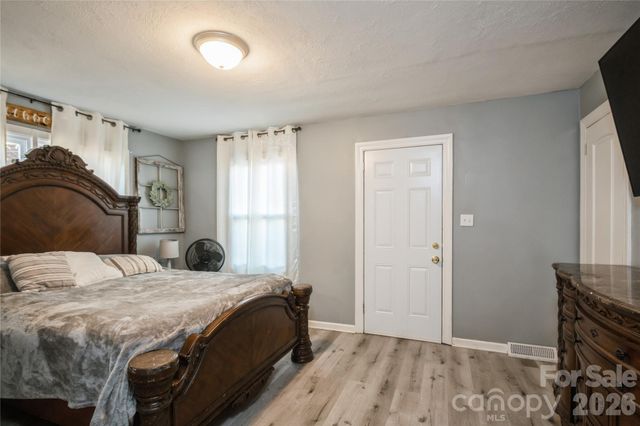303 Island Ford Road, Maiden, NC 28650