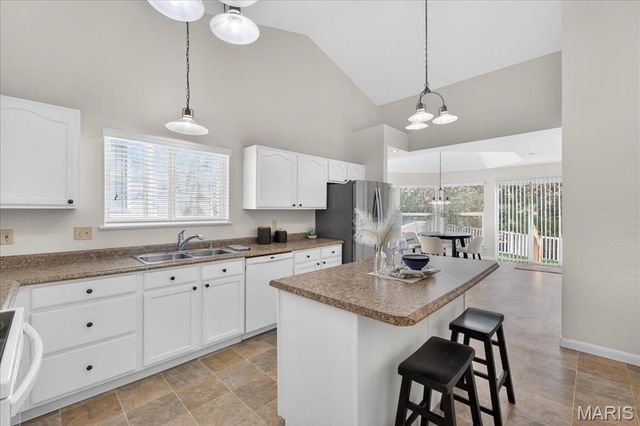 322 Summer Haven Court, O'fallon, MO 63368